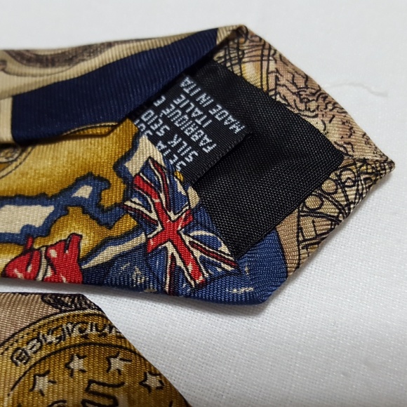Luxury Hugo boss 100% silk tie original $128 Italy - Picture 4 of 8